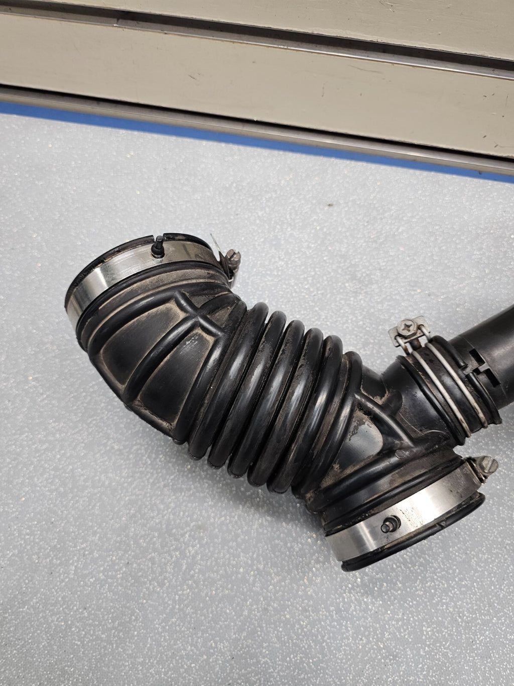 🔥08-13 Nissan Rogue Air Cleaner Intake Resonator Assembly Duct Tube Hose OEM
