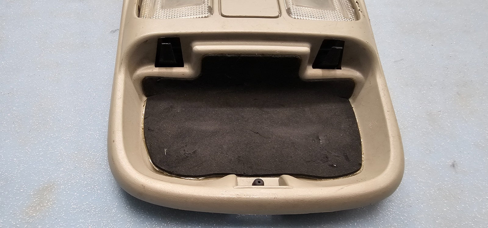 🔥98-01 Dodge Ram Overhead Console Storage Dome Map Light Lamp Assembly TAN