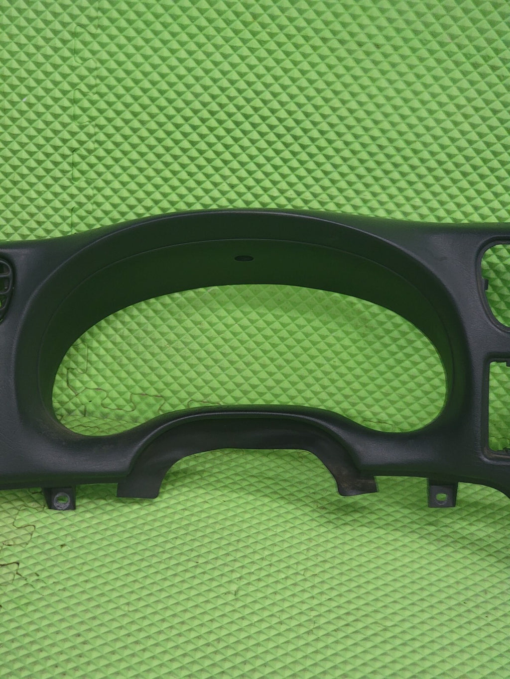 🔥98-04 BLAZER S10 JIMMY SONOMA Cluster Dash Radio Bezel graphite  C8