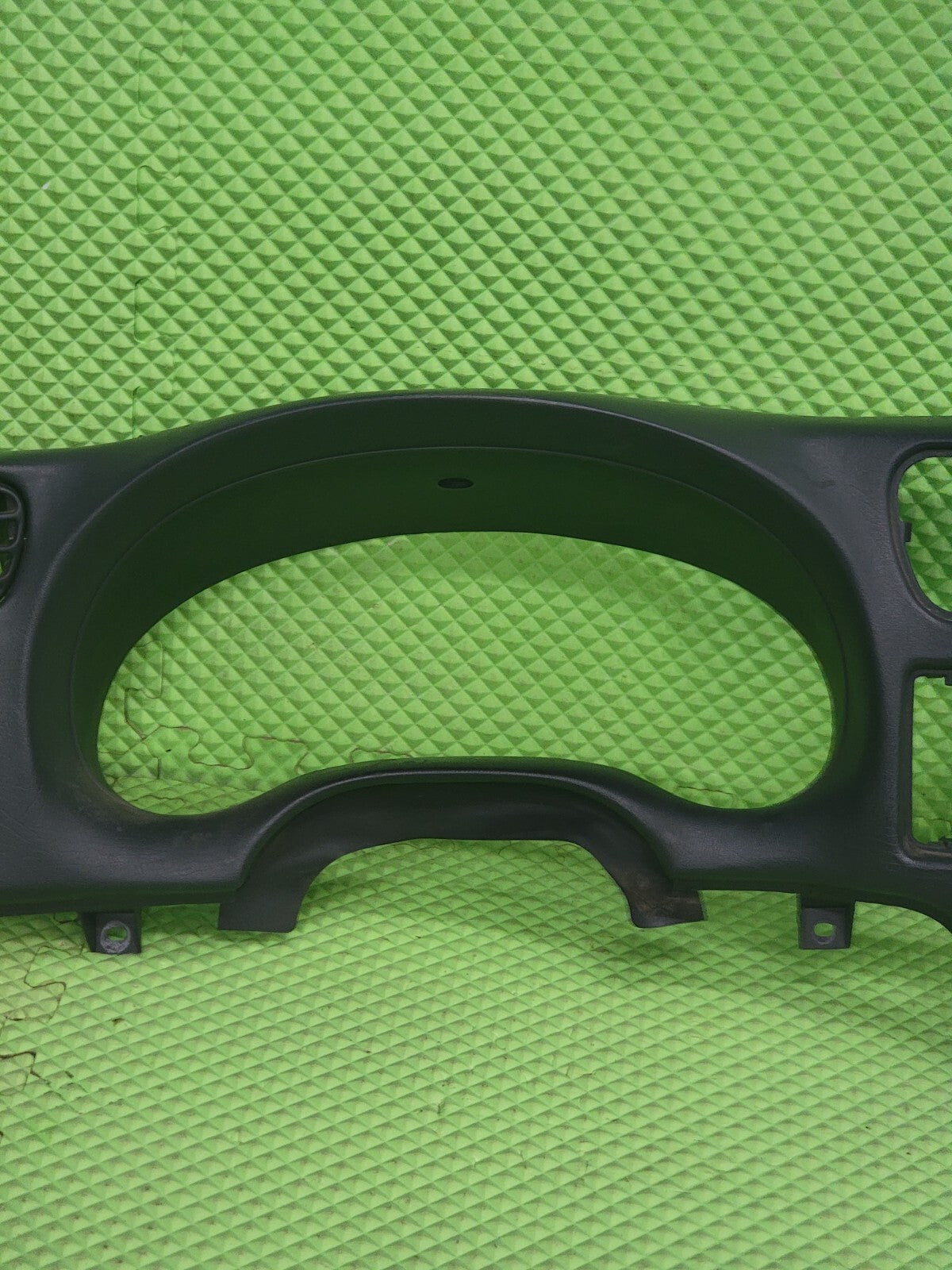 🔥98-04 BLAZER S10 JIMMY SONOMA Cluster Dash Radio Bezel graphite  C8