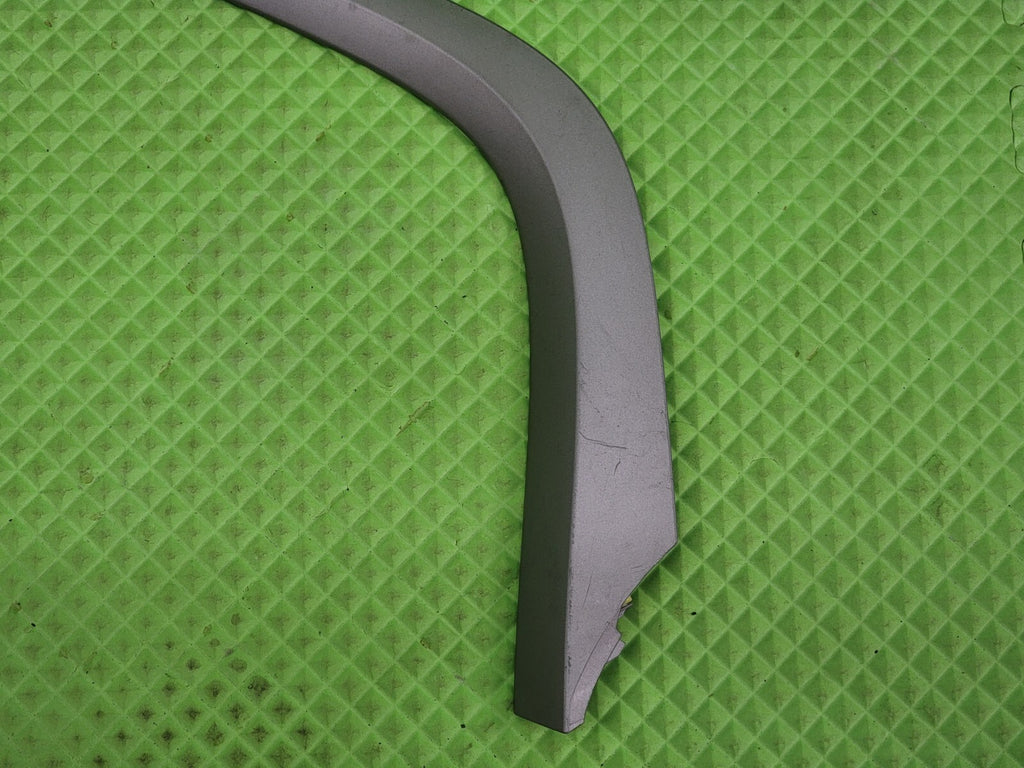 🔥2009-2013 Toyota Corolla Shifter Bezel Trim Molding Right side OEM silver