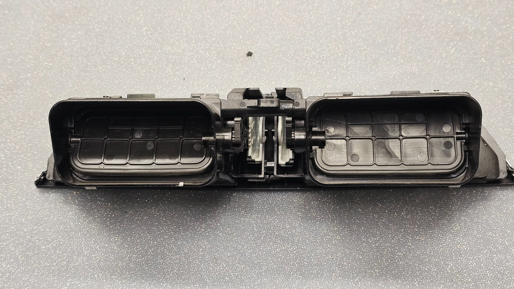 🔥 06-11 MERCEDE BENZ CLS500 W219 Dash Center Air Vent Heater Conditioning Black