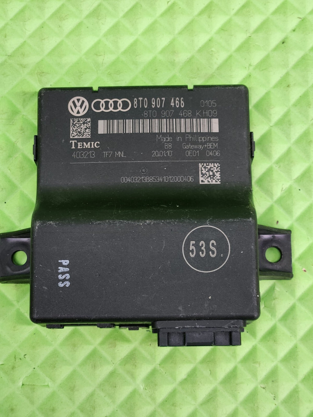 08-12 Audi A4 A5 S4 S5 Q5 Can Gateway Module BLACK