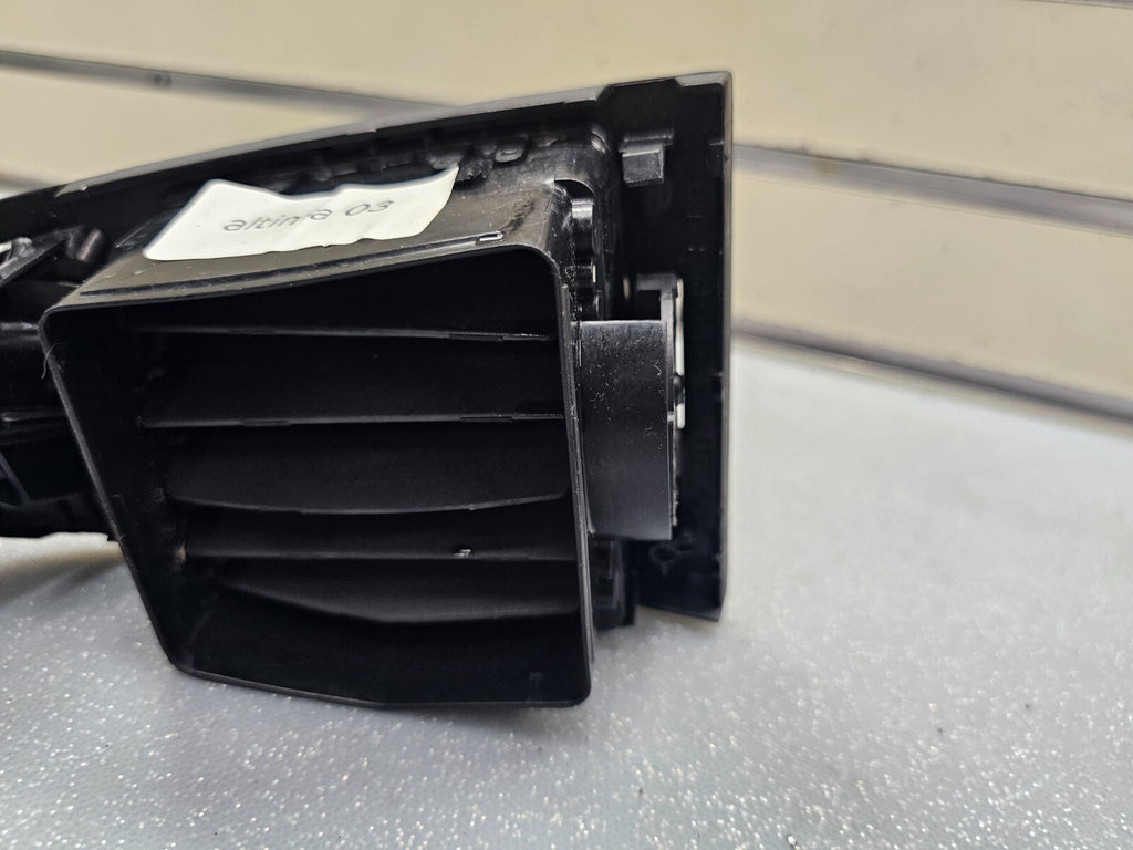 🔥02-04 ALTIMA DASH RIGHT PASSENGER A/C HEATER AIR VENT CONDITIONING BLACK OEM
