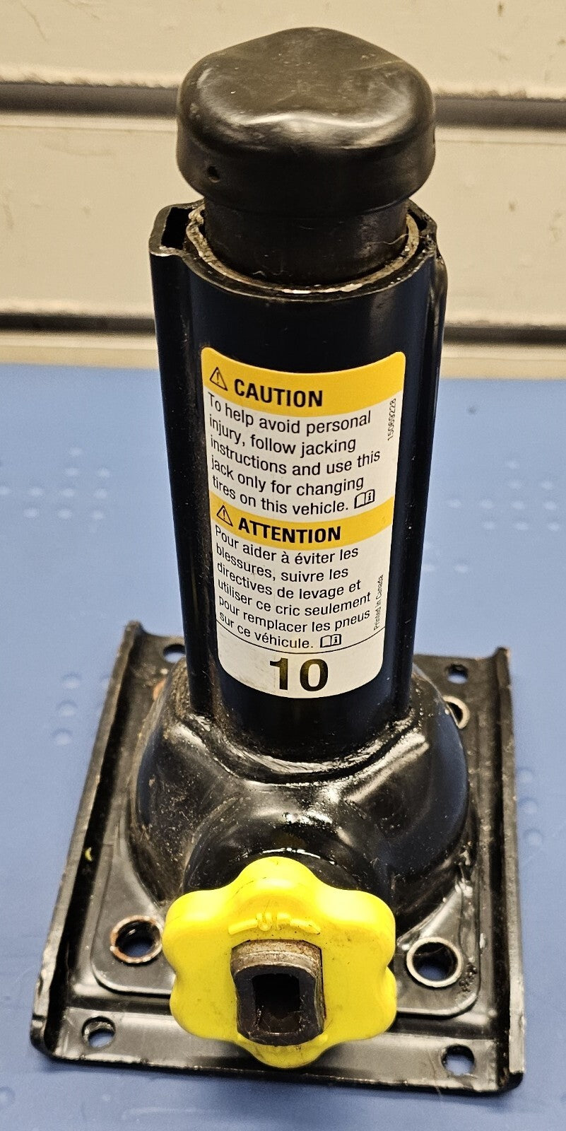 🔥 99-06 SILVERADO TAHOE SUBURBAN SIERRA SPARE TIRE EMERGENCY BOTTLE JACK OEM