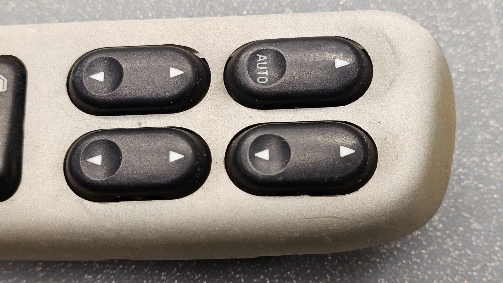 🔥01-07 Escape Mariner Tribute Front Left Driver Master Door Window Switch Tan