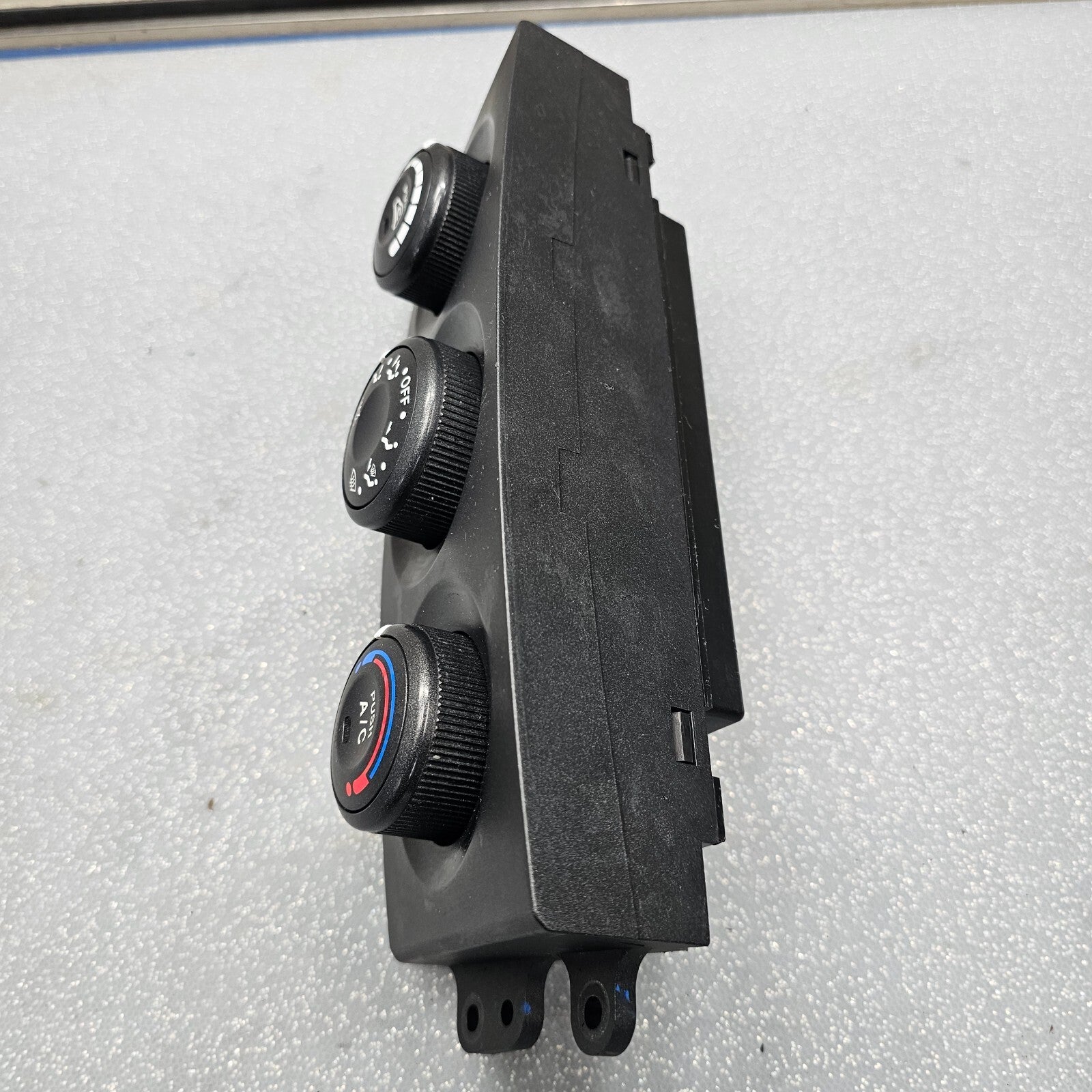 07-09 Kia Sorento LX Dash AC Heater Climate Temperature Control Air Conditioner