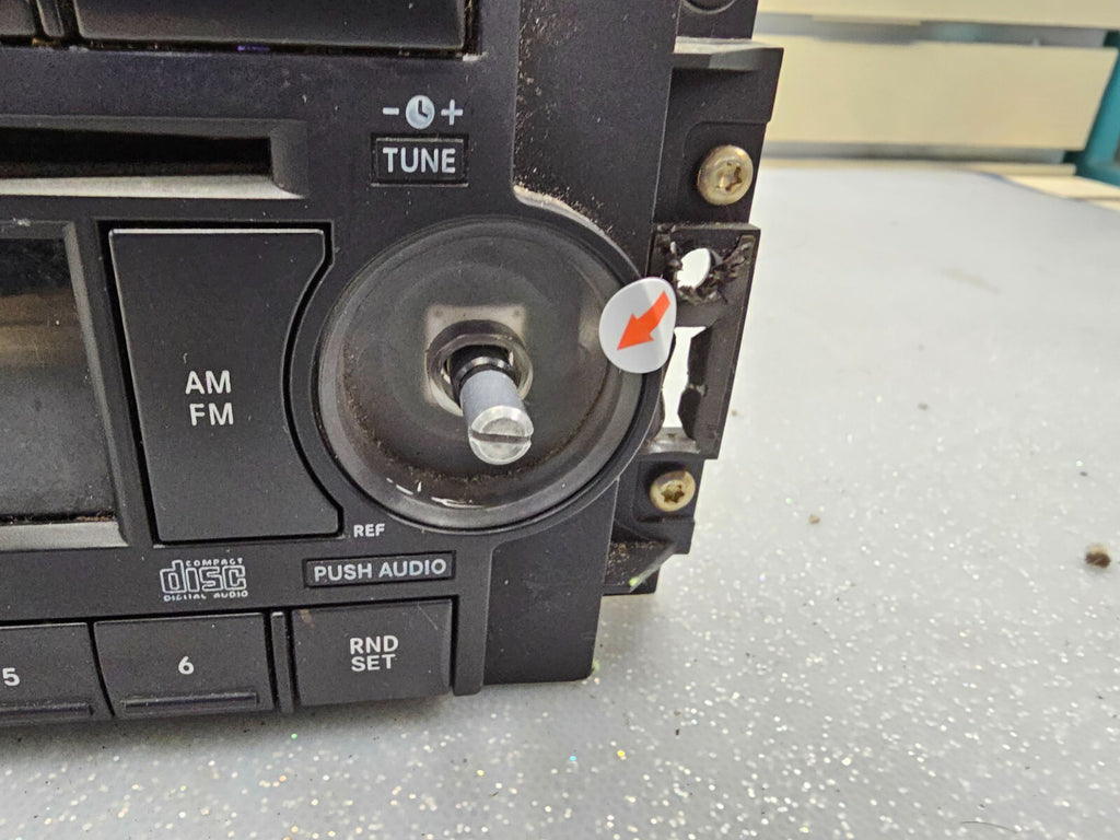 🔥2004-2010 Jeep Dodge Chrysler Front Dash Radio AM FM CD Aux Input OEM