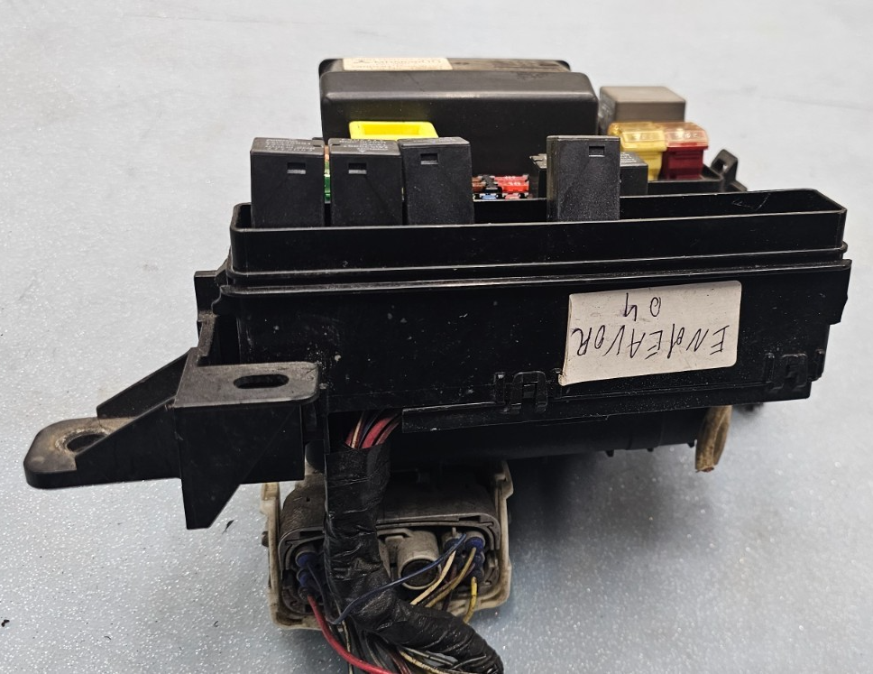 🔥05-12 Mitsubishi Galant Wiring Fuse Box Relay Relay Unit Module Junction Block