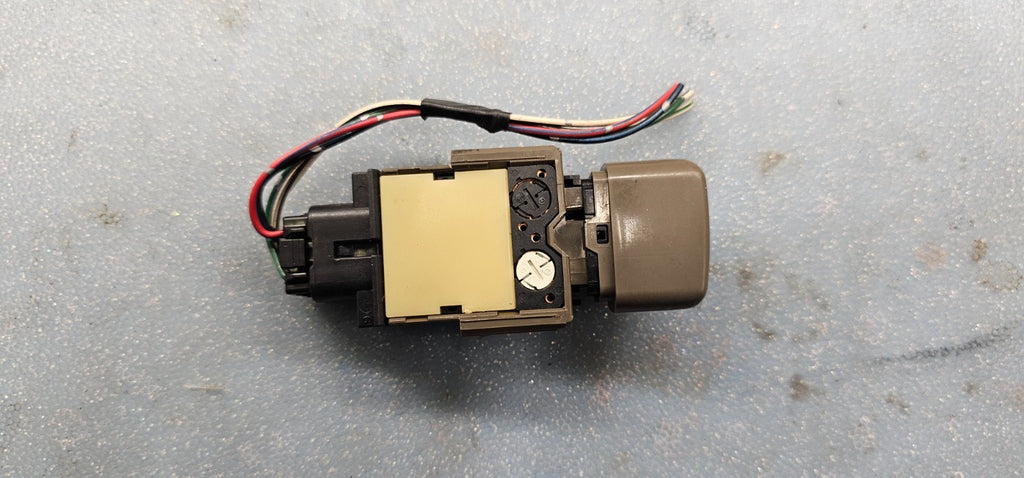 🔥98-02 COROLLA 05-10 AVALON HAZARD EMERGENCY LIGHT SWITCH DRIVER ASSEMBLY TAN
