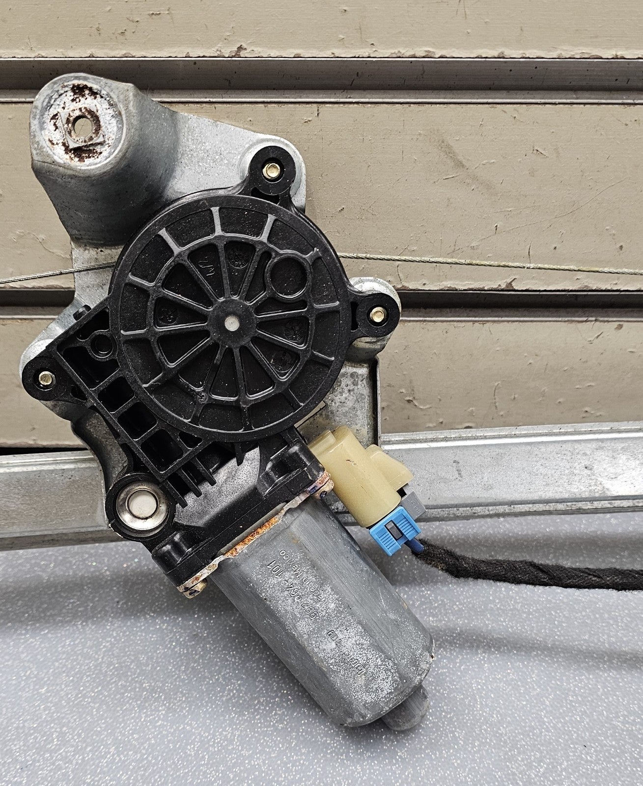 🔥04-06 Cadillac SRX Rear Left Driver Master Window Regulator Motor Assembly OEM