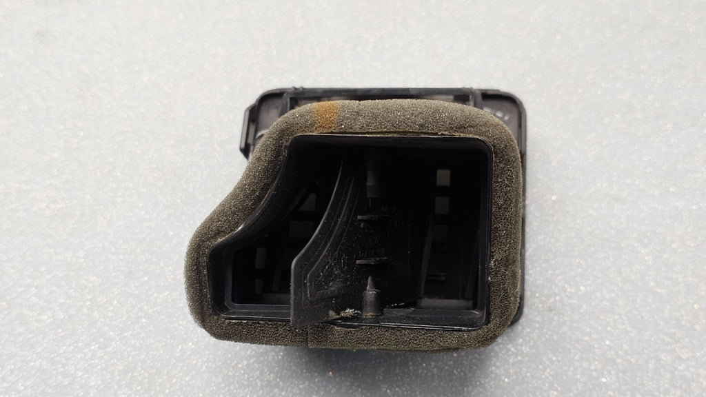 🔥06-10 VW JETTA GOLF CENTER DASH LEFT DRIVER AIR VENT HEATER CONDITIONER BLACK