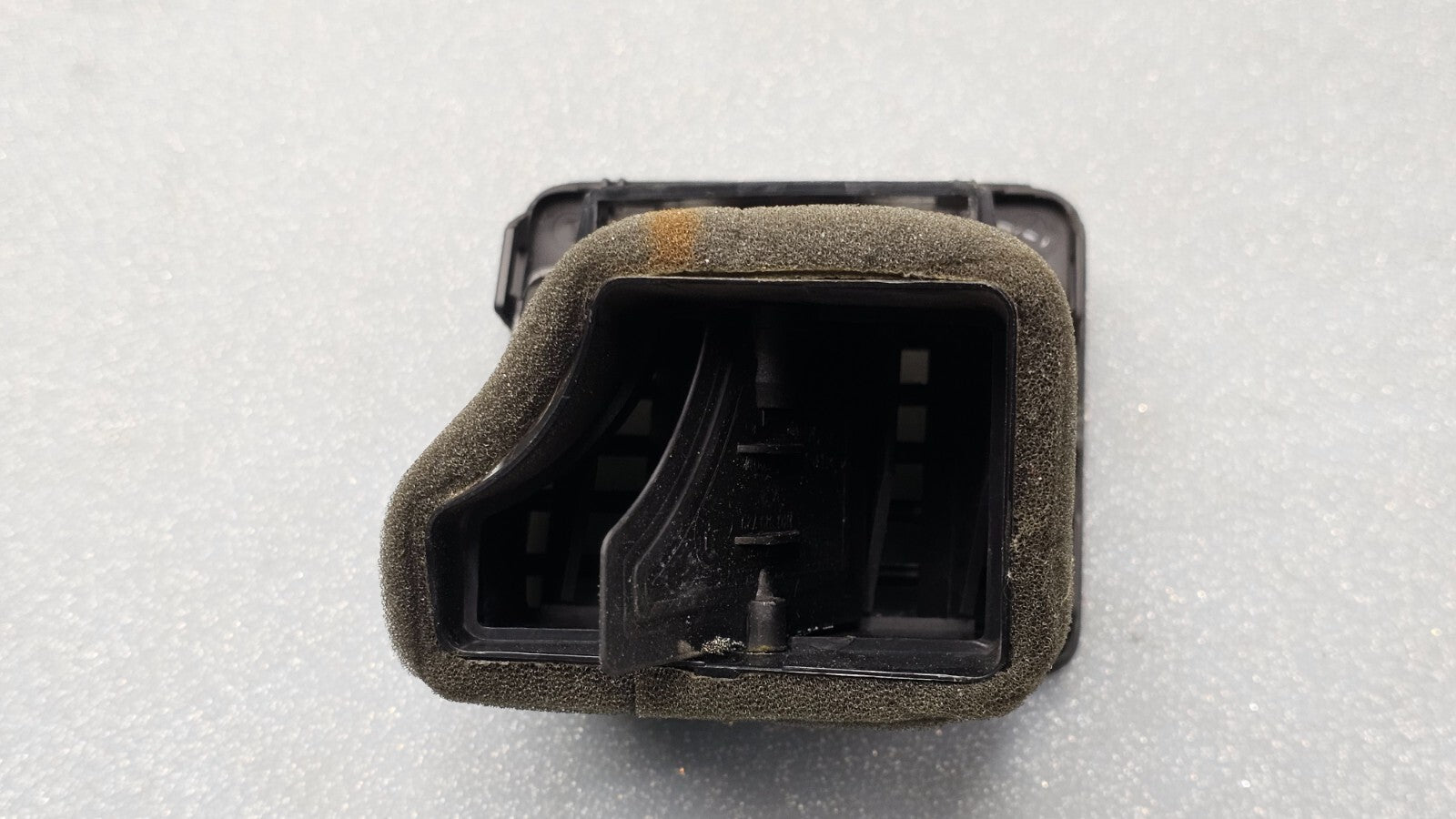 🔥06-10 VW JETTA GOLF CENTER DASH LEFT DRIVER AIR VENT HEATER CONDITIONER BLACK