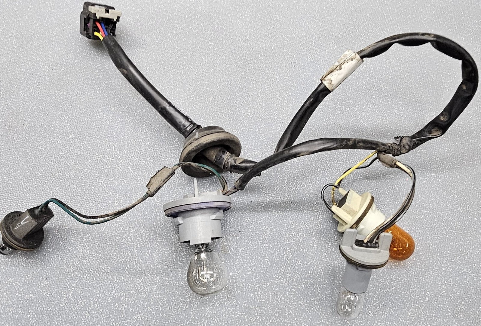 🔥11-15 Chevrolet Cruze OEM outer taillight connector wiring harness