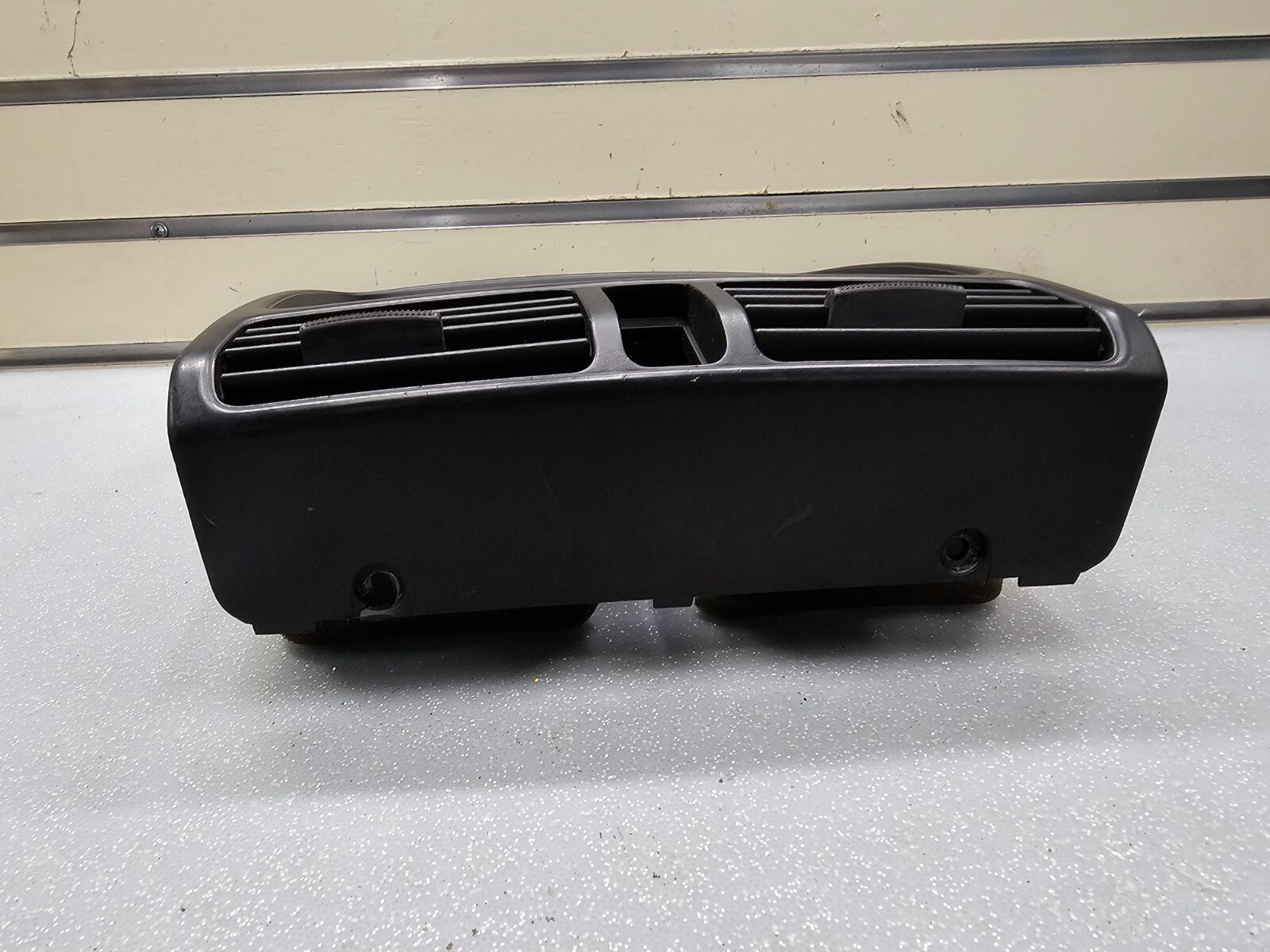 🔥02-06 Honda CR-V Center Panel Air Vent Grille Radio Bezel Black Assembly OEM