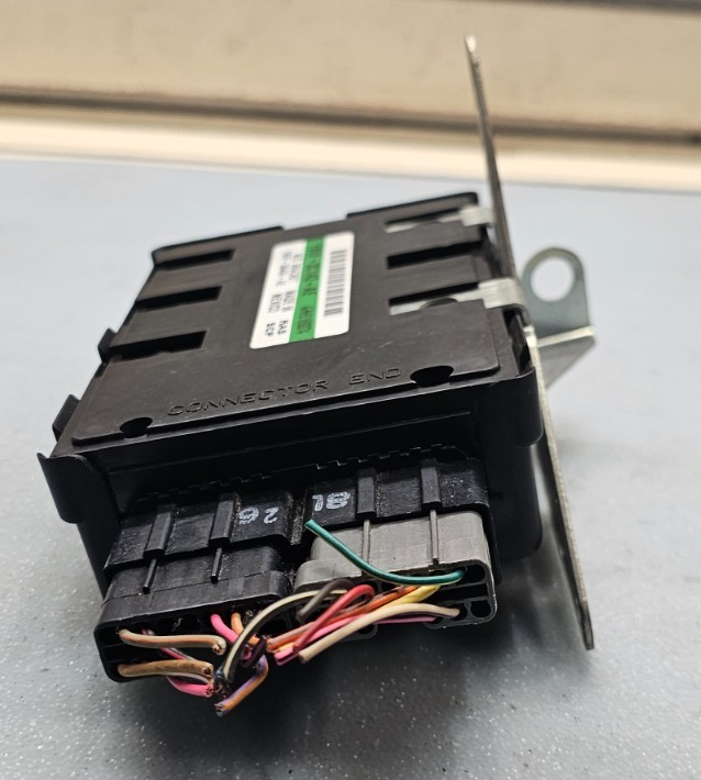 🔥1998-2002 Lincoln Town Car Air Ride Suspension Control Module Assembly