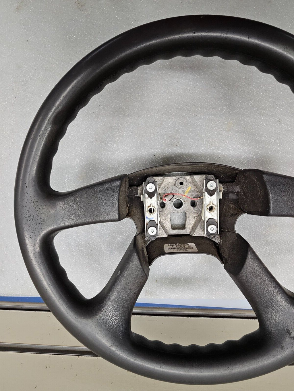 03-06 Chevrolet Tahoe Suburban Yukon Escalade Steering Wheel Column BLACK OEM