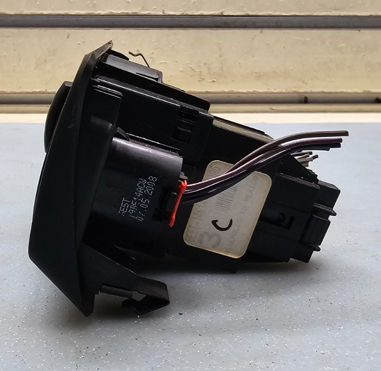 🔥06-09 Fusion Milan Dash Headlight Panel Dimmer Trunk Switch Assembly black