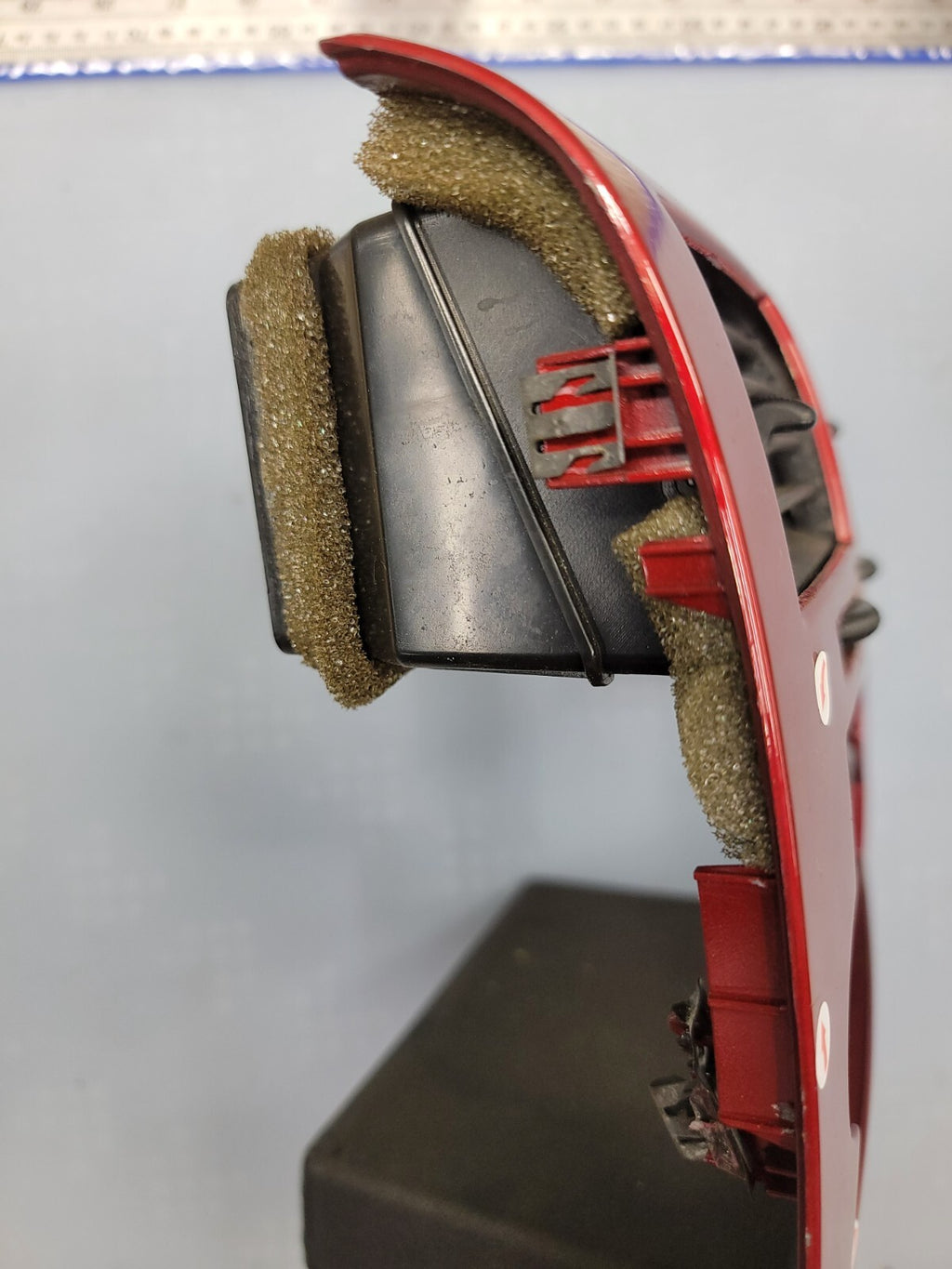 🔥07-09 Dodge CALIBER Dash Radio Center BEZEL Climate Dash Trim Vents Red B15