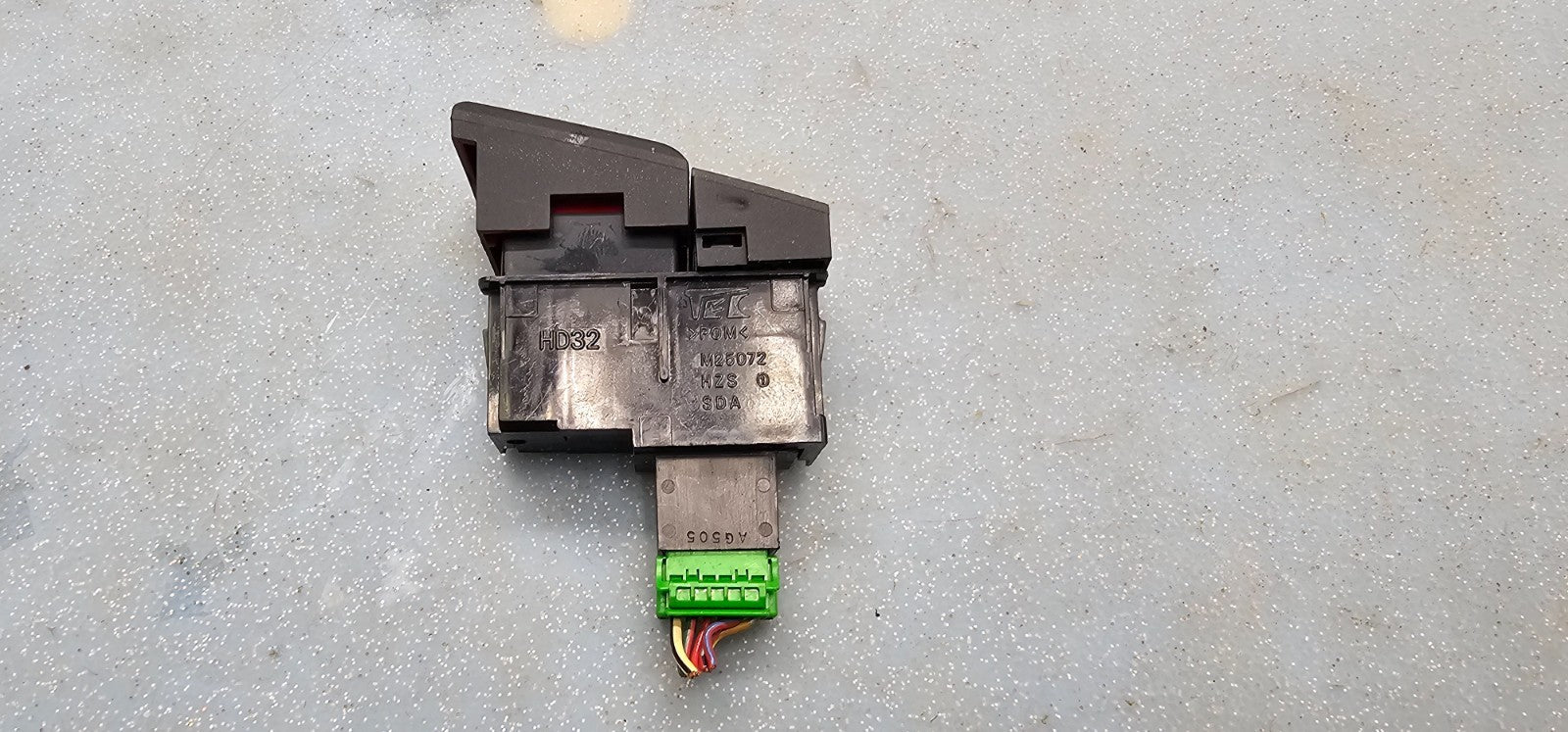🔥03-07 Honda Accord Warning Hazard Light Switch Control Power Black SW47