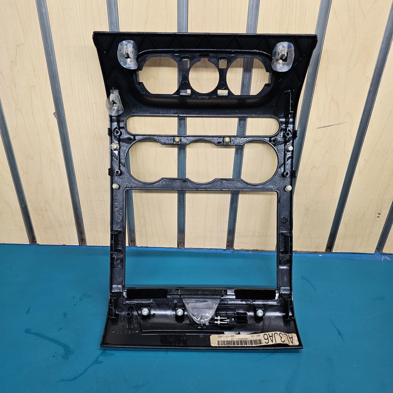 🔥04-08 Ford F-150 Dash Radio Climate Bezel Center Trim Panel BLACK B3
