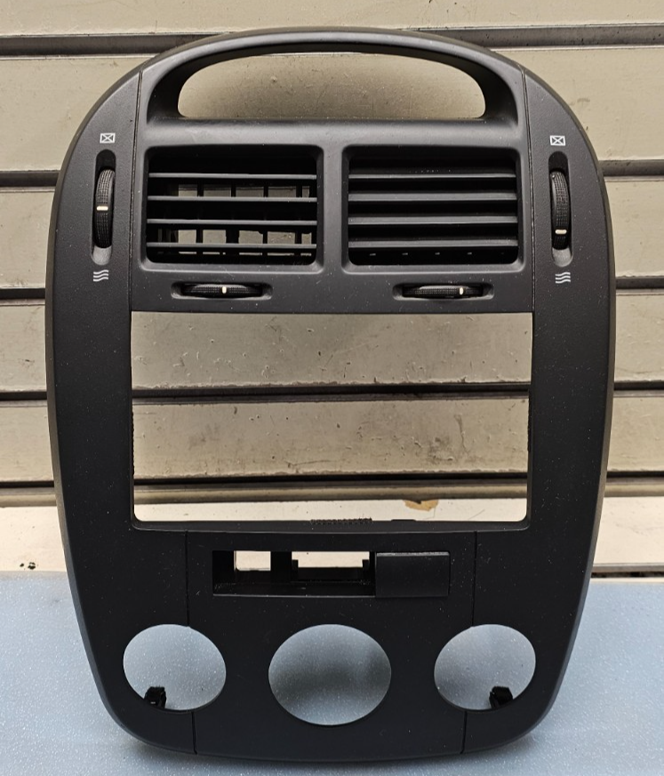🔥07-09 Spectra Center Dash Radio Stereo Display Climate Trim Panel Bezel Black