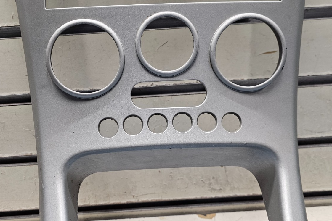 🔥05-06 Chevy Equinox Center Dash Radio Climate Control Bezel Trim Panel Silver