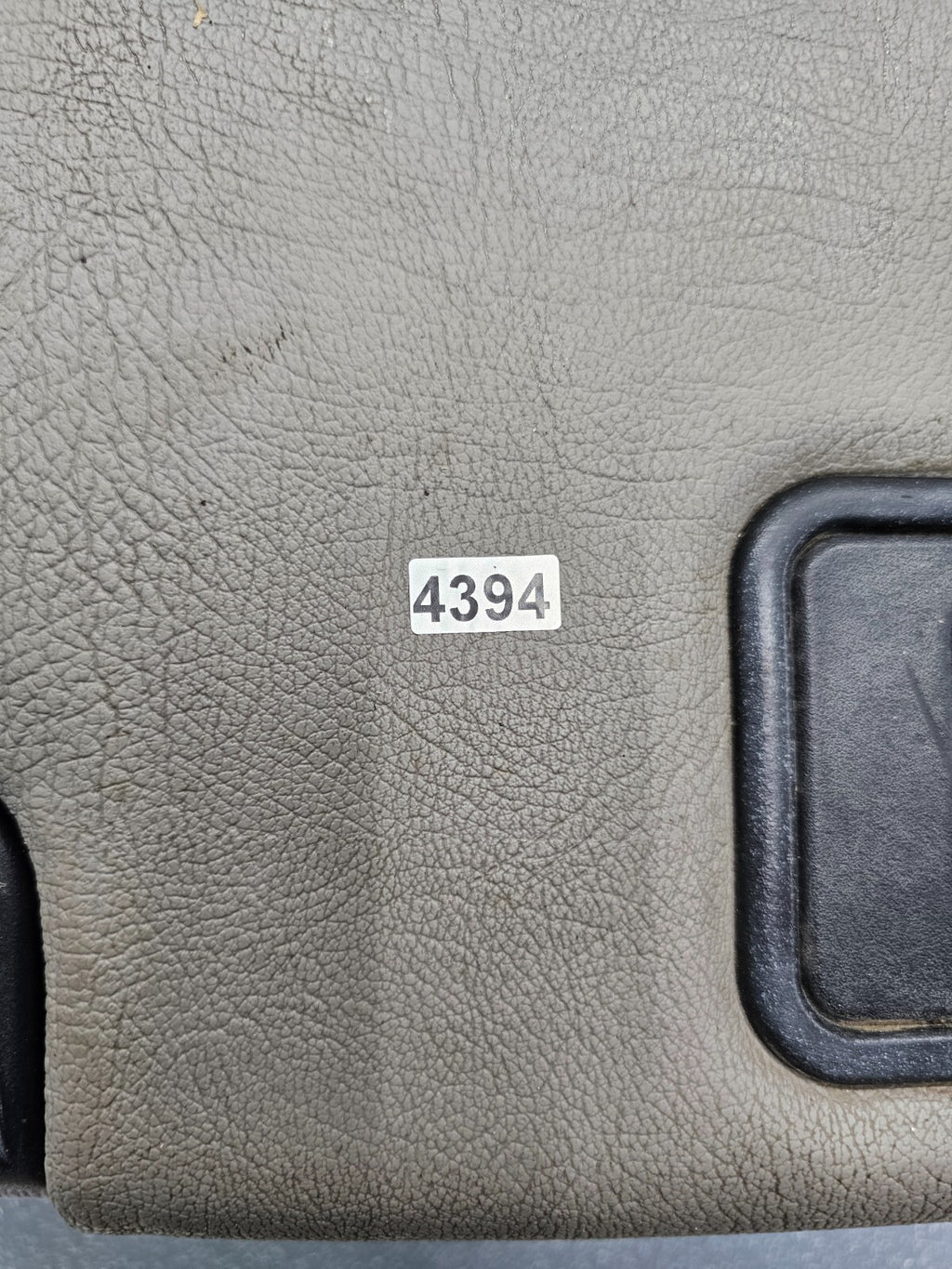 🔥99-10 Ford F250 F350 Center Console JUMP SEAT Arm Rest CLOTH/LEATHER GRAY JS3