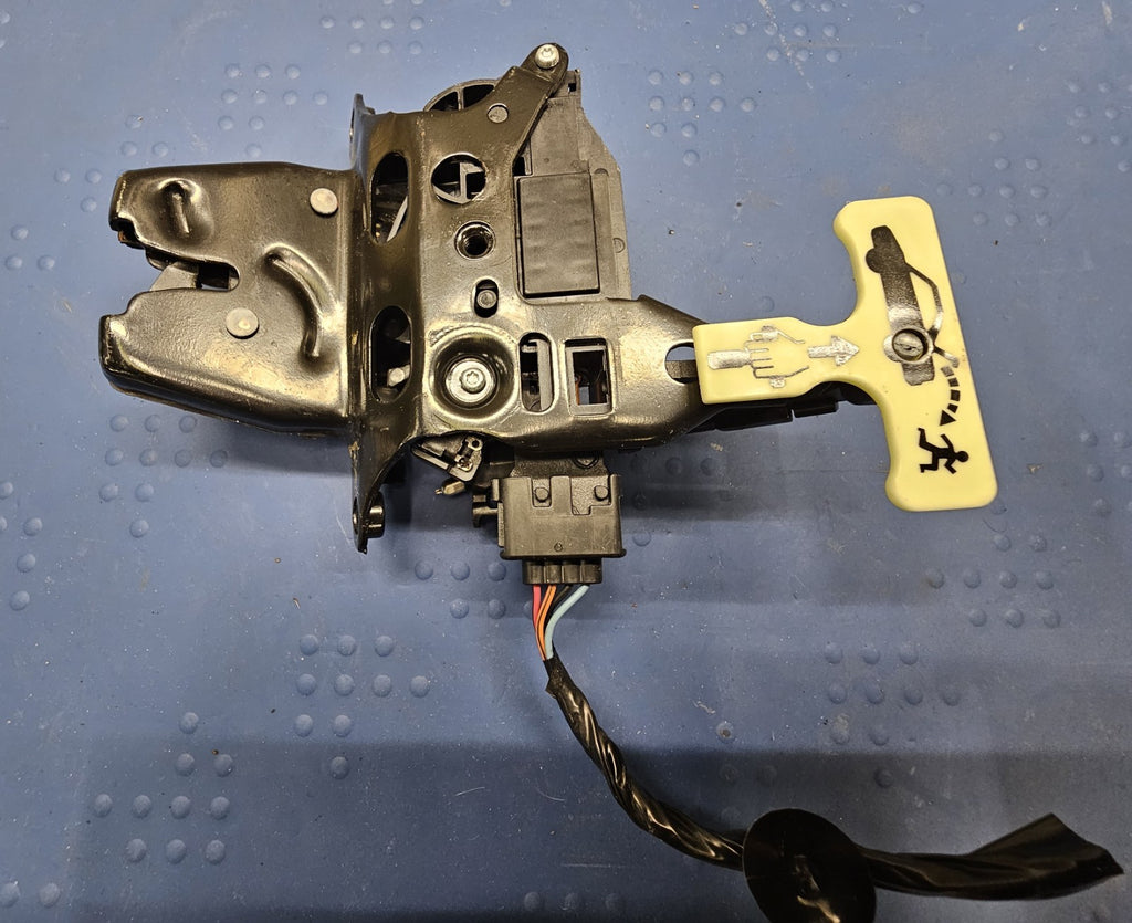 04-08 PONTIAC GRAND PRIX REAR TRUNK LID LATCH POWER LOCK ACTUATOR RELEASE OEM