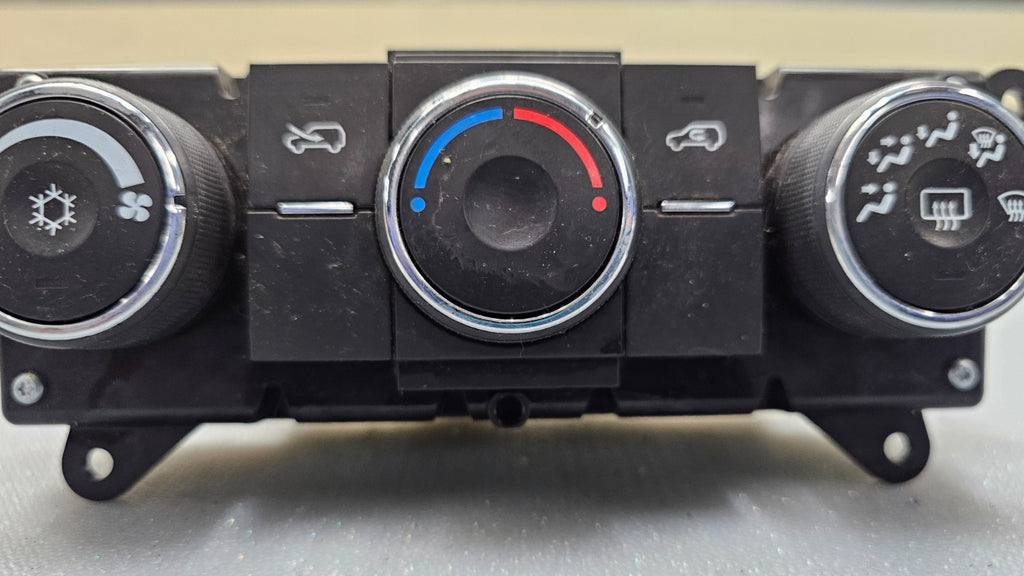 🔥07-09 CHEVY EQUINOX DASH CENTER AC HEATER CLIMATE TEMPERATURE CONTROL UNIT OEM
