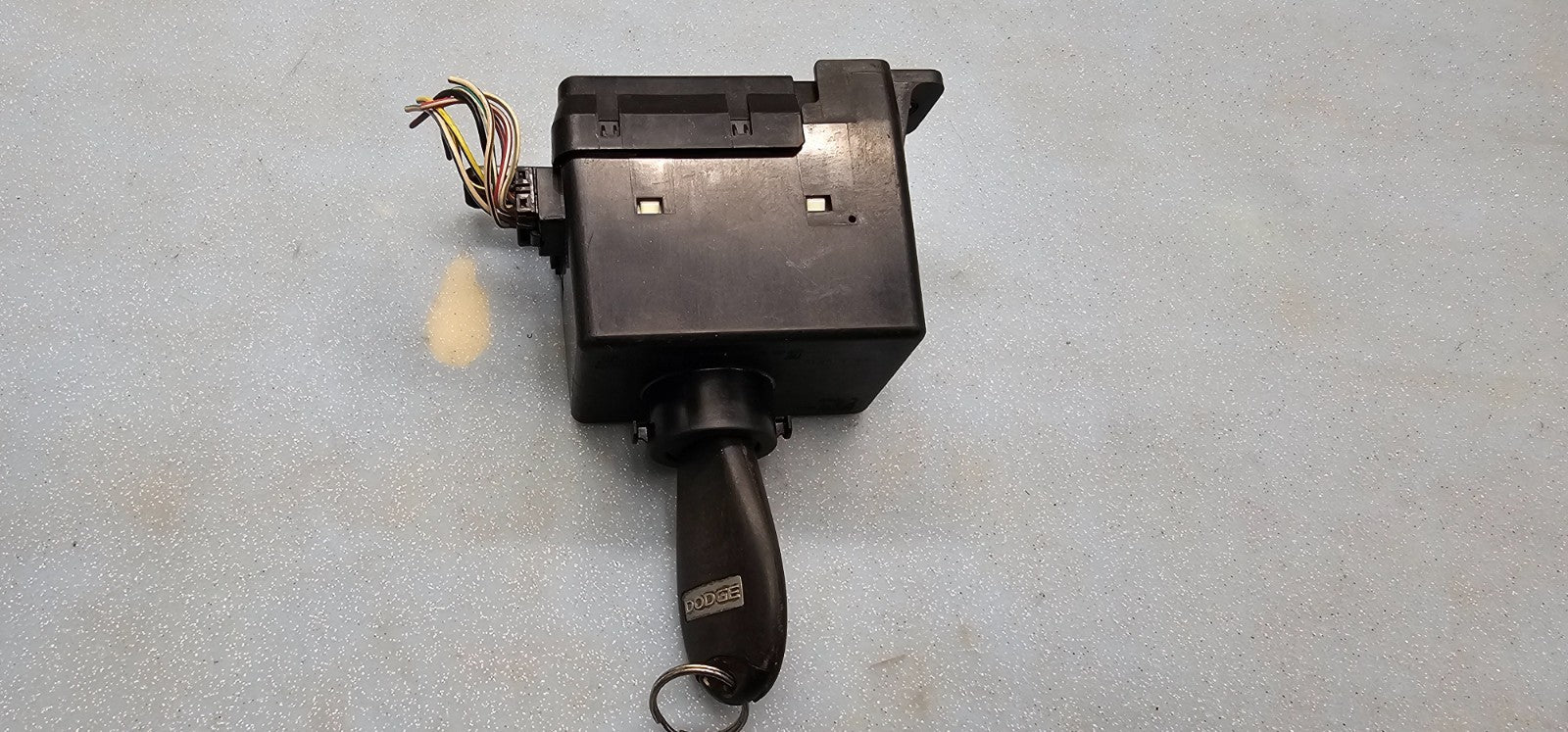 🔥11-14 Grand Caravan Town & Country Ignition Node Lock Module w Key