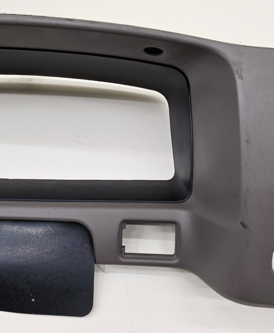 🔥00-04 Montero Sport Dash Instrument Cluster Speedometer Bezel Trim Dark Gray