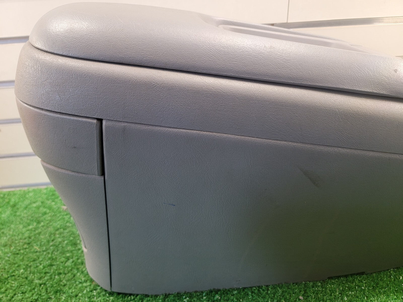 🔥95-99 CHEVY SILVERADO GMC C/K YUKON CENTER FRONT FLOOR CONSOLE CUPHOLDER GRAY
