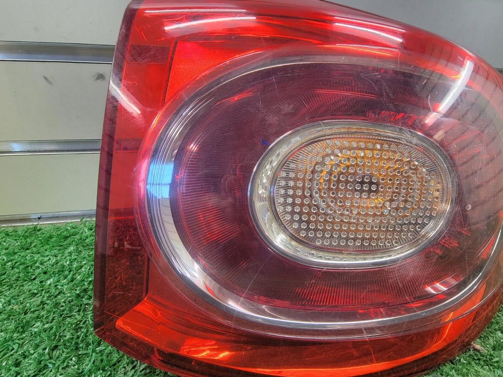 🔥09-11 Volkswagen Tiguan Right Passenger Tail Light Lamp Assembly Chrome OEM