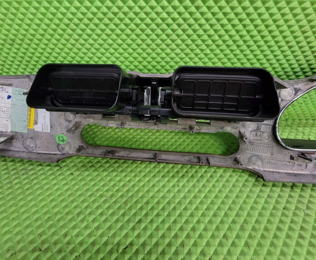 06-11 Mercedes W219 CLS550 CLS63 Dash Panel Cluster Instrument Center Bezel Wood