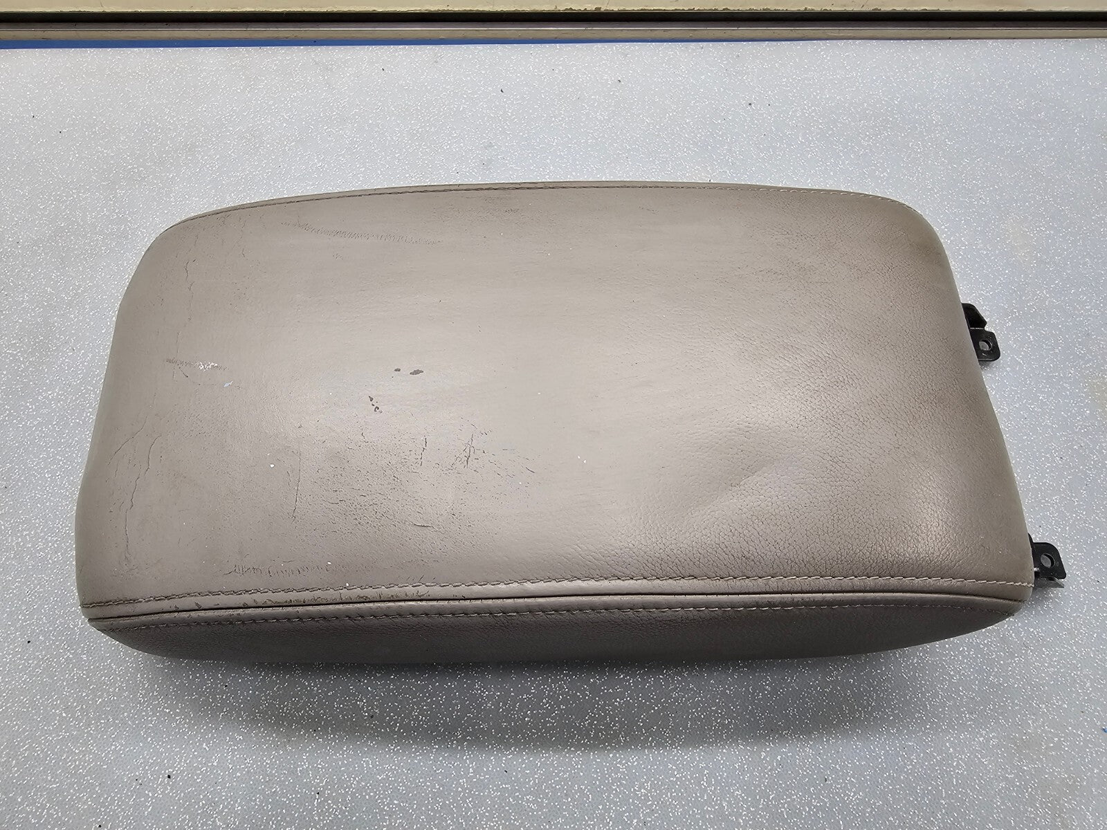 🔥02-06 CAMRY SOLARA LEXUS ES330 CENTER CONSOLE LID ARM REST COVER ASSEMBLY GRAY