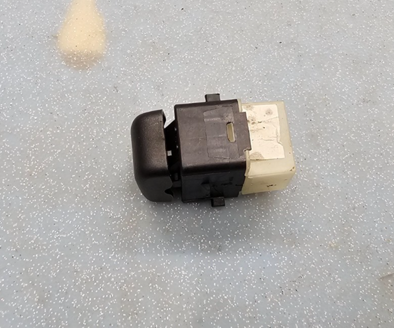 🔥02-05 Trailblazer Envoy Bravada Rainier Rear Power Window Switch Black