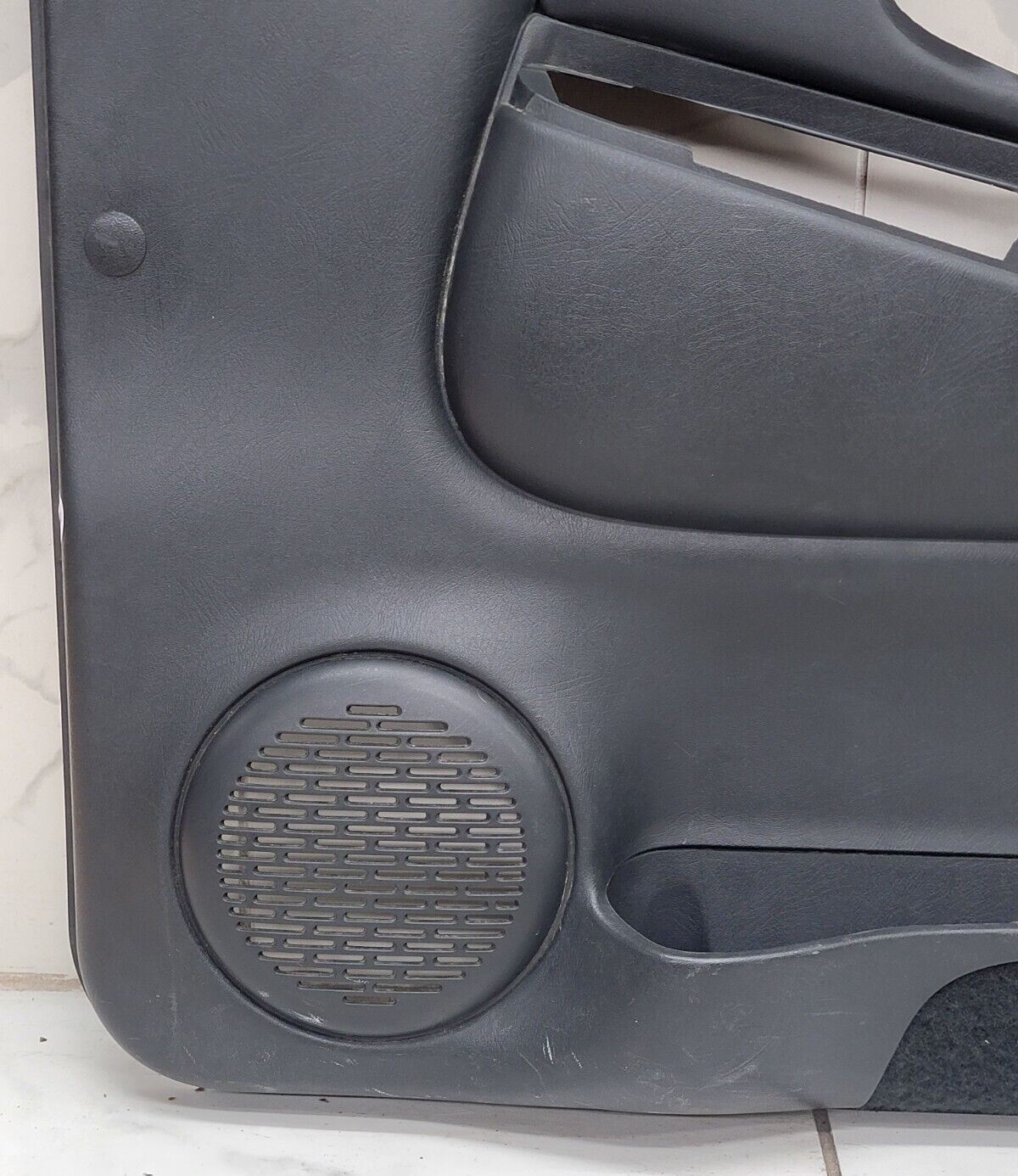 98-04 Chevy Blazer Jimmy S-10 GMC Sonoma Front Door Panels AUTO OEM RIGHT GRAY