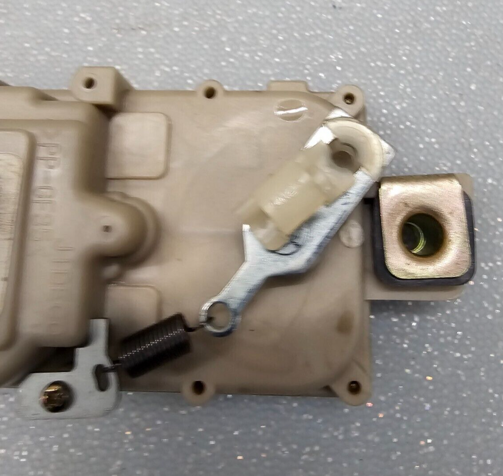🔥98-04 Nissan Pathfinder Trunk Rear Liftgate Back Door Lock Actuator Assembly