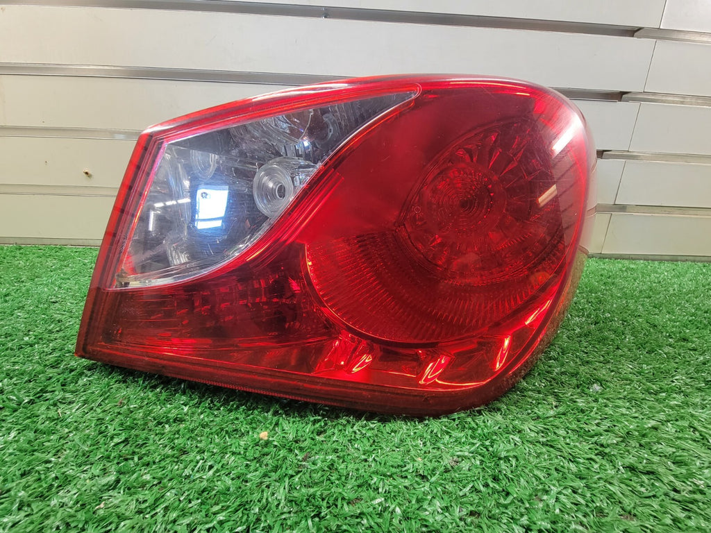 🔥11-14 Hyundai Sonata Right Passenger Tail Light Assembly Lamp Chrome Outer OEM