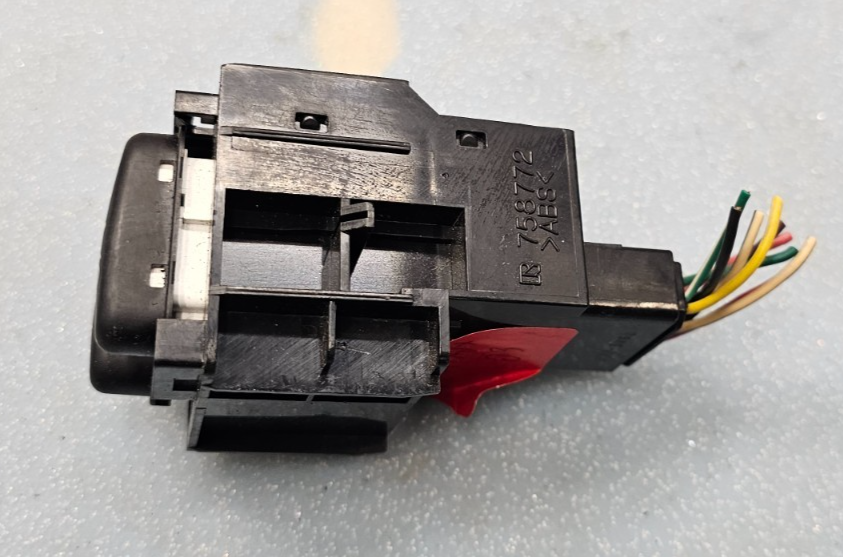 🔥2003-2008 Pontiac Vibe Matrix A/C Recirculate Switch Assembly Black OEM