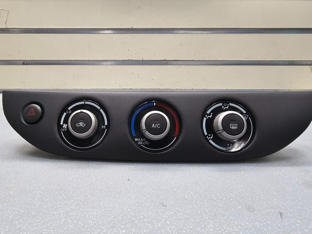 02-06 TOYOTA CAMRY Front Dash A/C Temperature Heater Climate Control Panel Unit