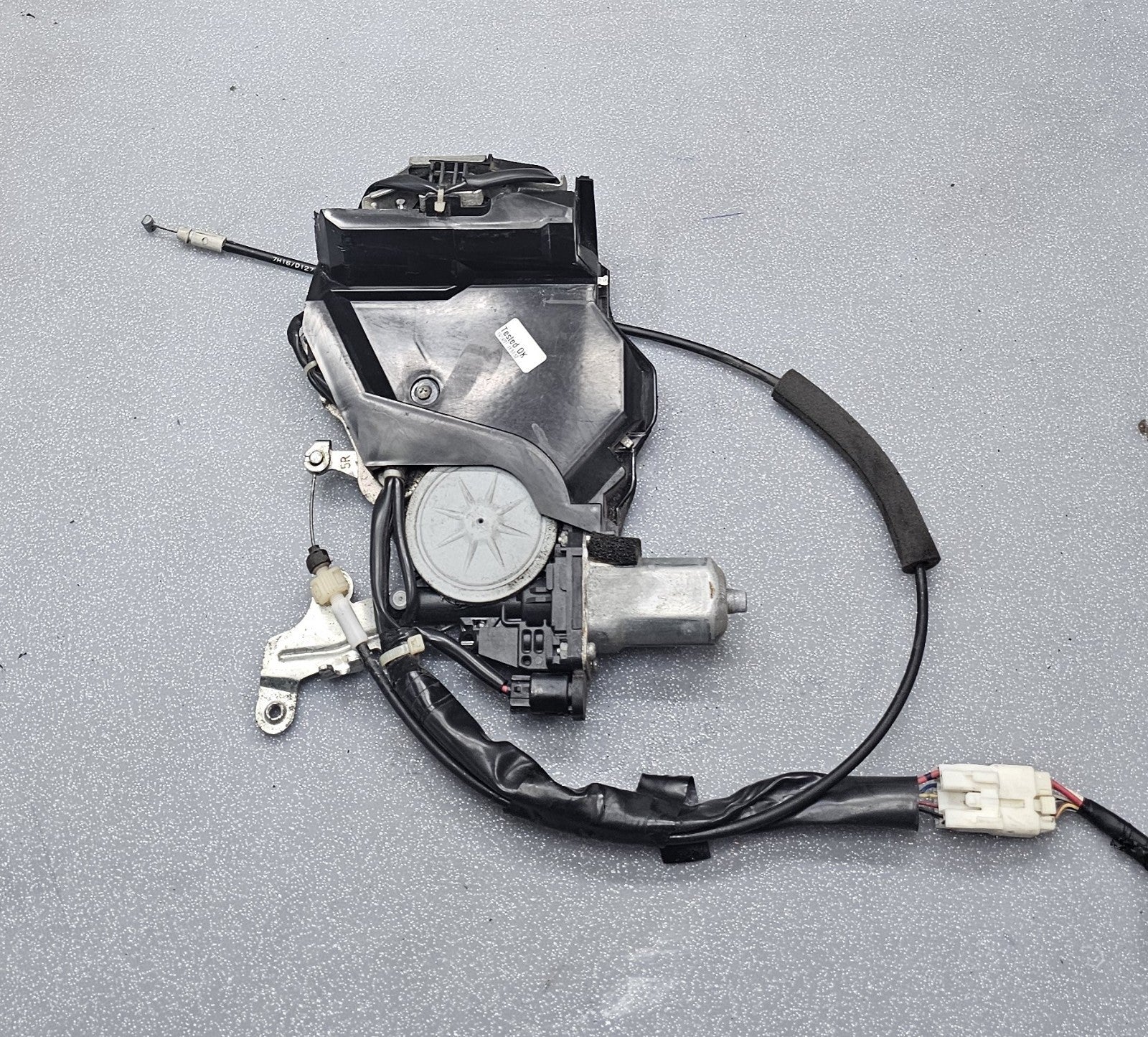 🔥 04-10 TOYOTA SIENNA REAR RIGHT POWER SLIDING DOOR LOCK LATCH ACTUATOR OEM