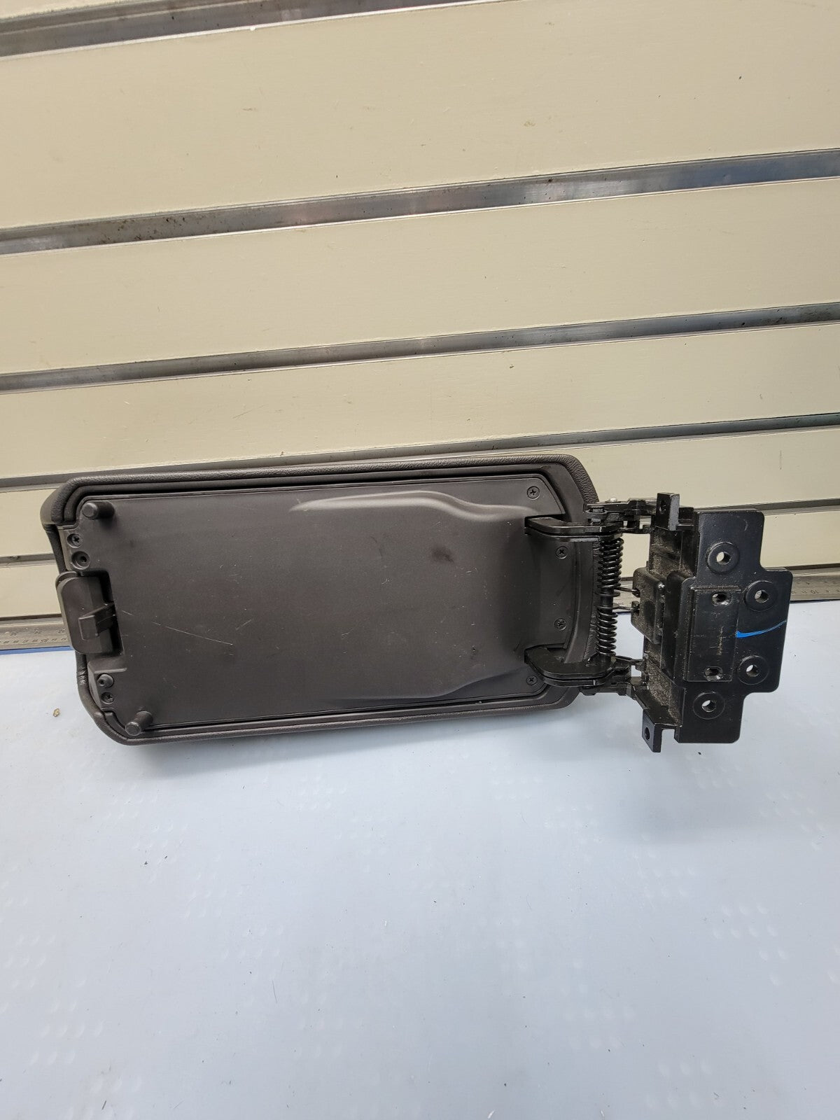 🔥11-14 HYUNDAI SONATA CENTER CONSOLE ARM REST ARMREST LID COVER TOP BLACK OEM