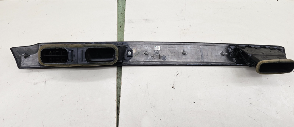 04-10 BMW 525i 528i Dash Center AC Air Vent Heater Grille Trim Panel Bezel Wood