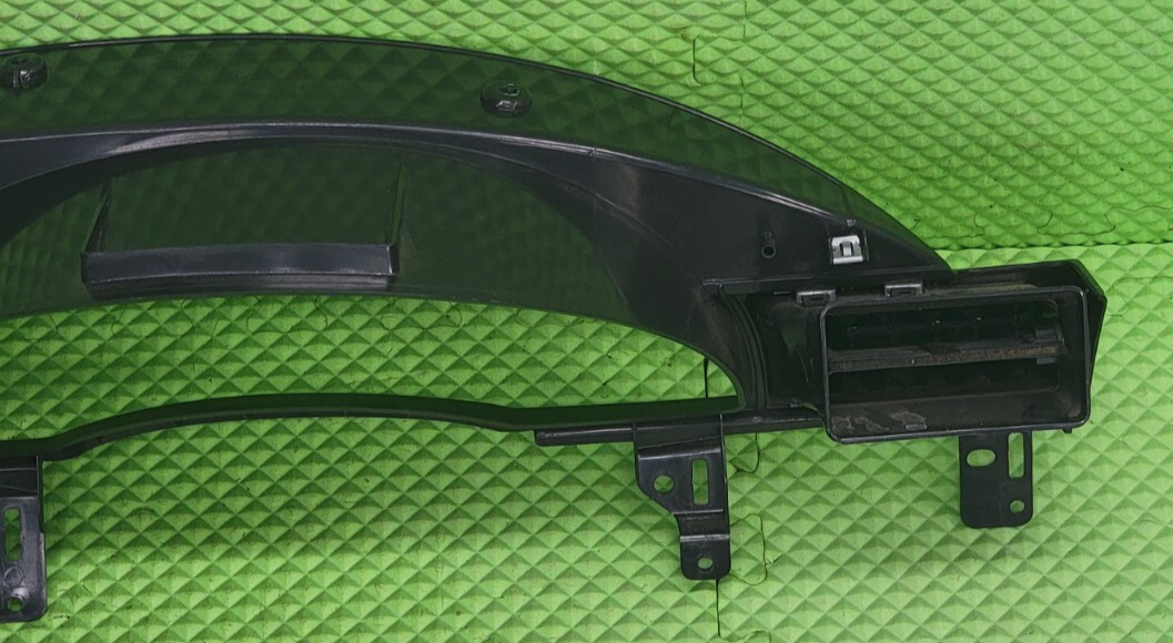 🔥04-07 Chrysler Pacifica Dash Instrument Panel Cluster Speedometer Bezel black