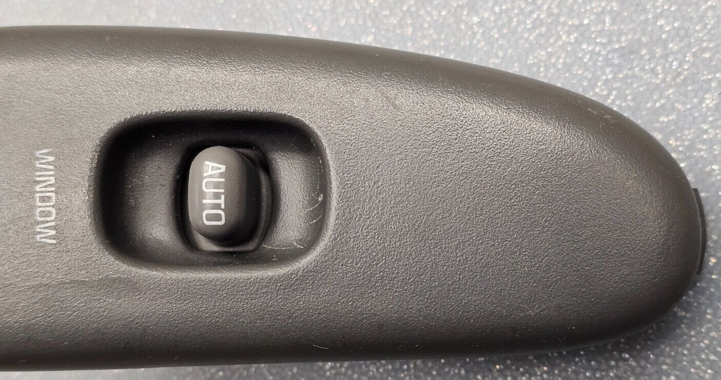 🔥00-03 Pontiac Bonneville Right Passenger Window Switch Trim Assembly Black OEM