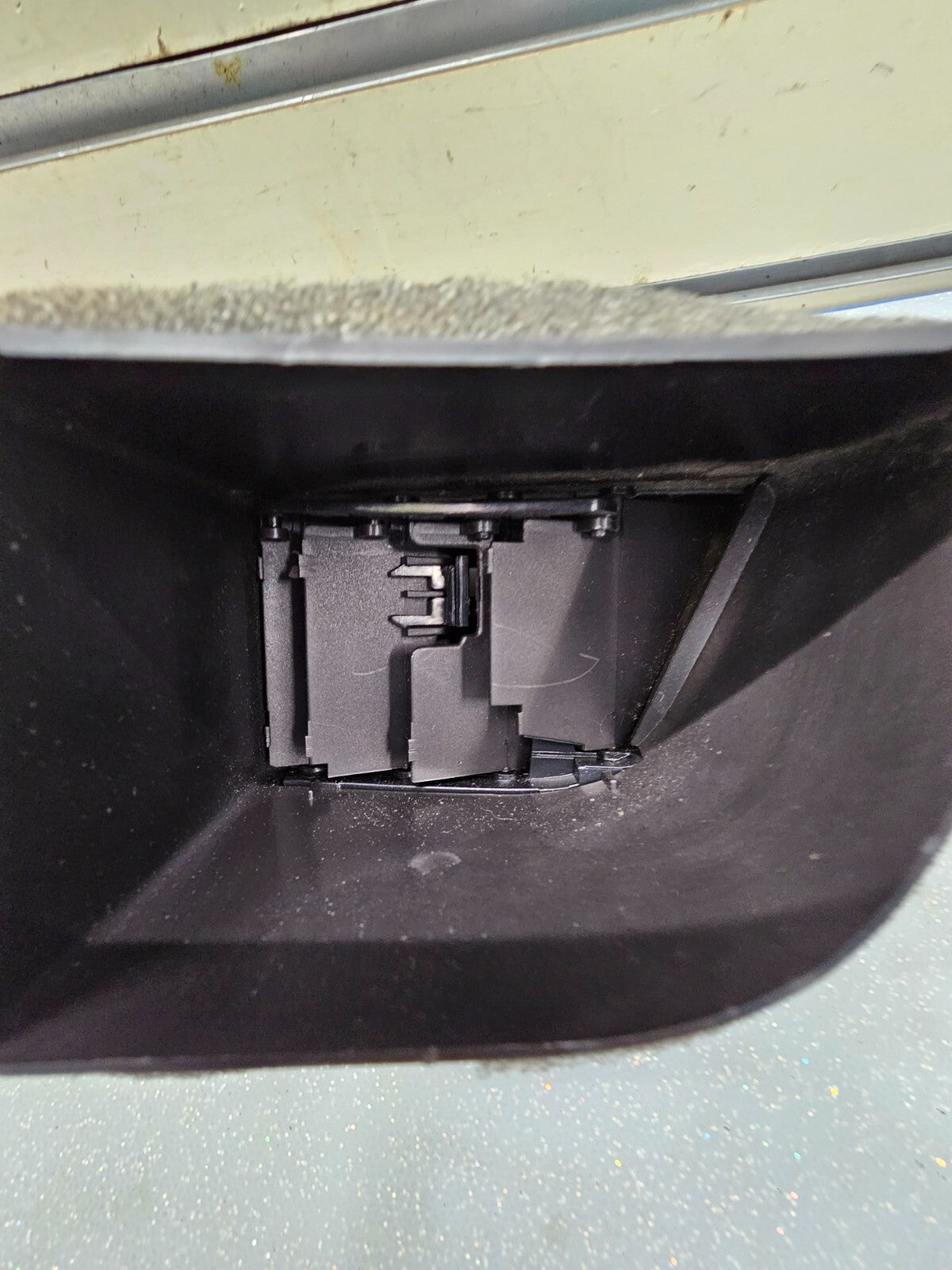 🔥13-20 FORD FUSION Left Driver DASH AIR VENT W/TRIM ASSEMBLY Chrome Black OEM