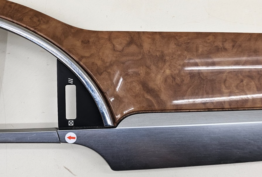 🔥08-12 BUICK ENCLAVE Center Dash Clock Instrument Panel Trim Woodgrain Silver