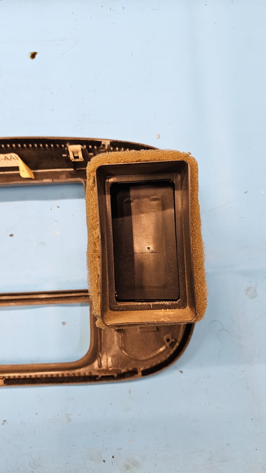🔥97-03 Ford F150 Center Dash Radio Climate Trim Stereo BEZEL Panel Dark Tan